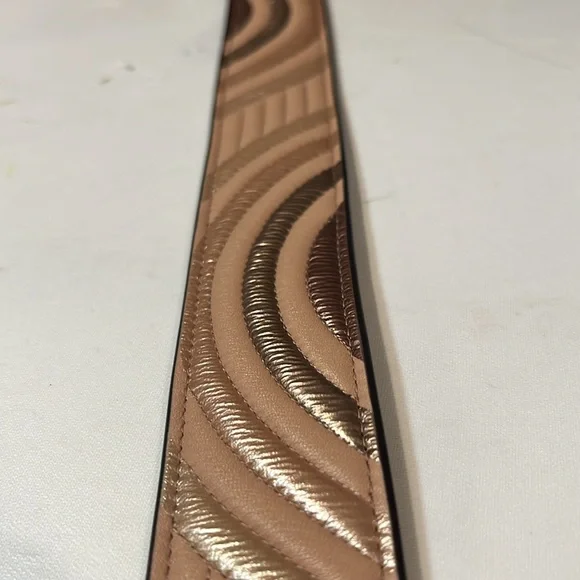 Coach Restored Strap with quilting - Picture 3 of 4